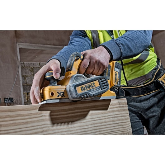 Plainadora sem fio Dewalt (DCP580N-XJ) 18V XR® - Somente a ferramenta