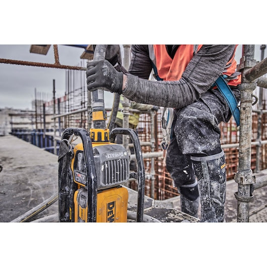 Vibrador de Cimento Powerpack Dewalt POWERSHIFT (DCPS320N-XJ)