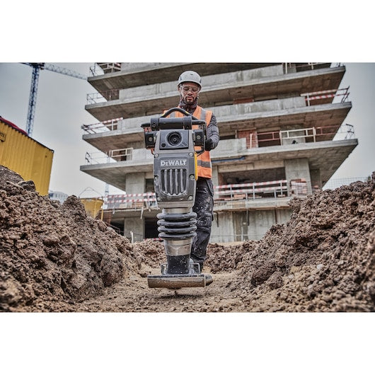 Apisonador POWERSHIFT Dewalt (DCPS660N-XJ)