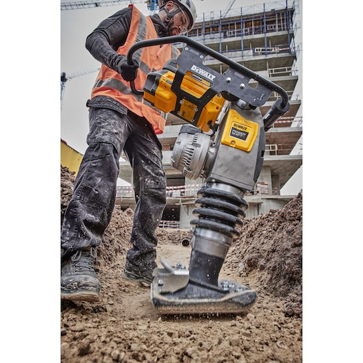 Apisonador POWERSHIFT Dewalt (DCPS660N-XJ)