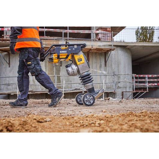 Apisonador POWERSHIFT Dewalt (DCPS660N-XJ)