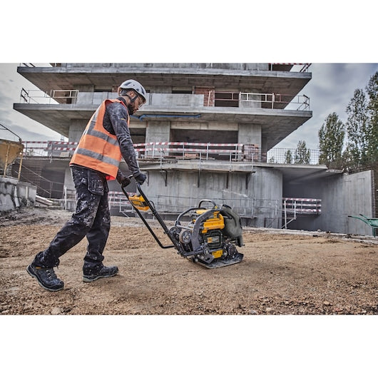 Compactador de placa Dewalt (DCPS7154N-XJ) POWERSHIFT