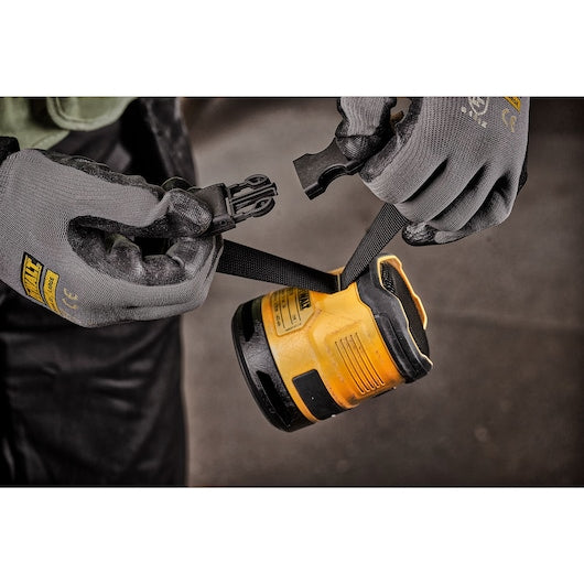 Dewalt (DCR009-XJ) Rechargeable USB-C Compact Bluetooth® Speaker