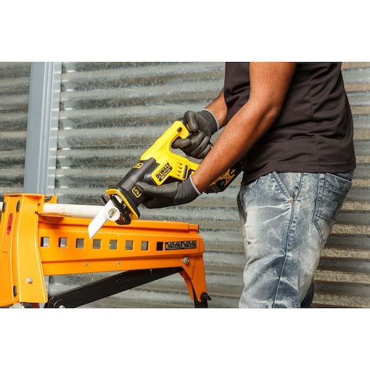 Kit combinado de 8 herramientas sin escobillas Dewalt (DCK853P4-QW) XR® de 18 V - 4 x 5 Ah