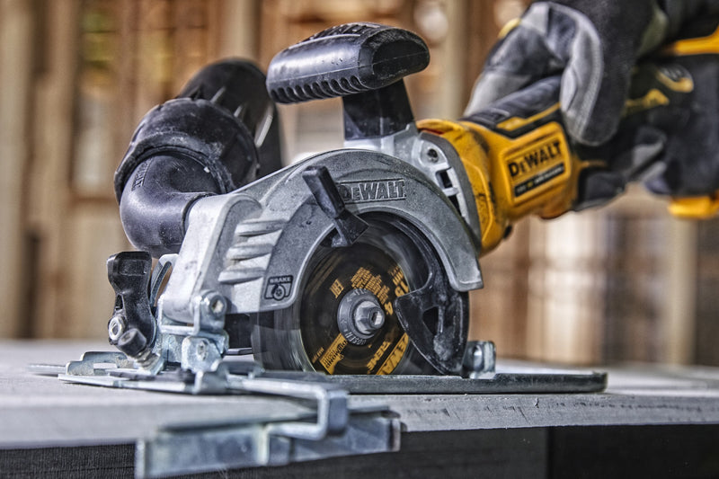 Dewalt (DCS571NT-XJ) 18V XR Brushless 115mm Compact Circular Saw (tool only)