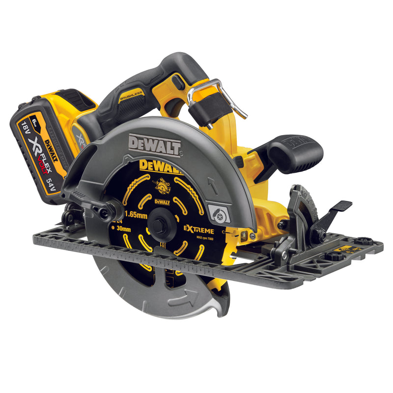 Serra circular Dewalt (DCS579T2-QW) 54V XR FLEXVOLT compatível com calha de 190 mm - 2 x 6Ah