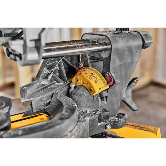 Serra de esquadria Dewalt (DCS781N-XJ) 54V XR FLEXVOLT® de 305 mm - Somente a ferramenta