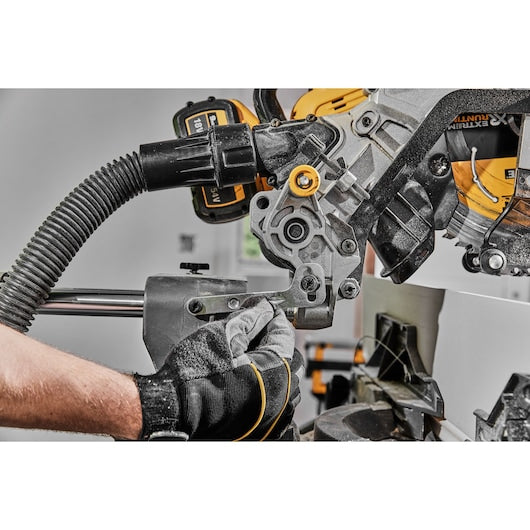 Serra de esquadria Dewalt (DCS781N-XJ) 54V XR FLEXVOLT® de 305 mm - Somente a ferramenta