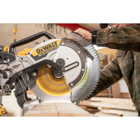 Serra de esquadria Dewalt (DCS782N-XJ) 18V XR® 305mm (somente ferramenta)