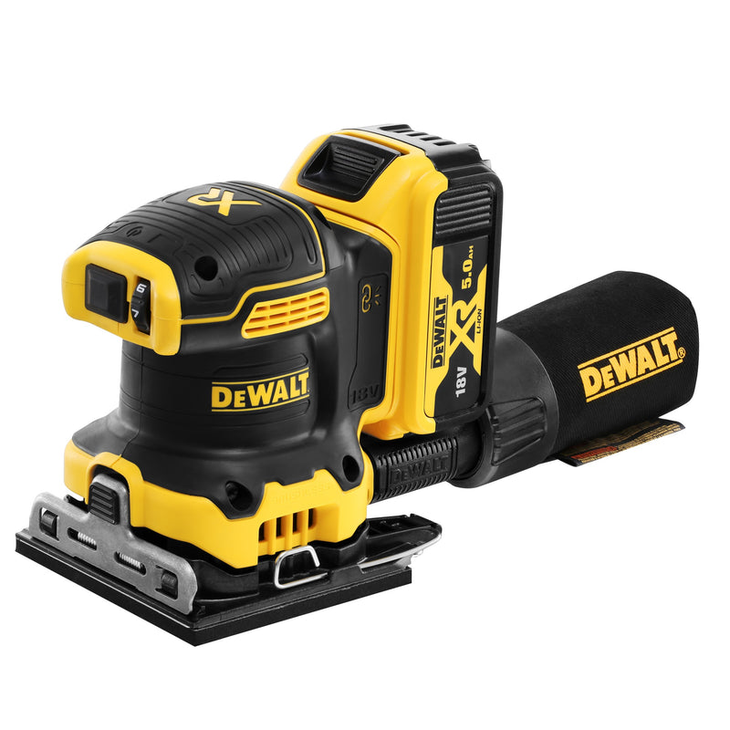 Dewalt (DCW200P2-QW) 18V XR Brushless 1/4 Sheet Sander - 2 x 5Ah
