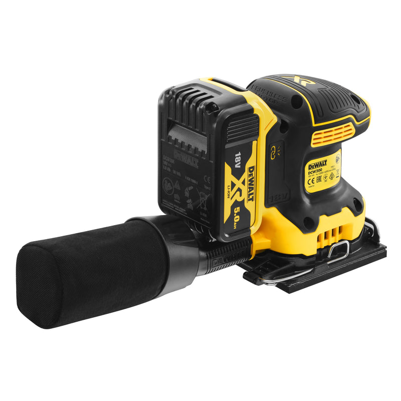 Dewalt (DCW200P2-QW) 18V XR Brushless 1/4 Sheet Sander - 2 x 5Ah