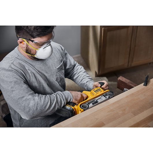 Lixadeira de cinta sem escova Dewalt (DCW220N-XJ) 18V XR® - Somente a ferramenta