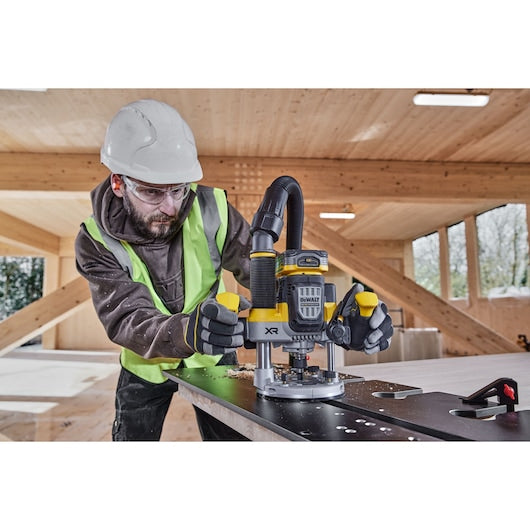 Tupia de imersão Dewalt (DCW620H2-QW) 18V XR® sem escovas de 70 mm (1/2") - 2 baterias POWERSTACK de 5 Ah