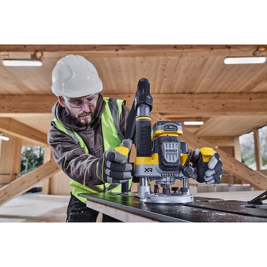 Tupia de imersão Dewalt (DCW620H2-QW) 18V XR® sem escovas de 70 mm (1/2") - 2 baterias POWERSTACK de 5 Ah