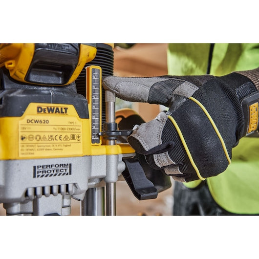 Tupia de imersão Dewalt (DCW620H2-QW) 18V XR® sem escovas de 70 mm (1/2") - 2 baterias POWERSTACK de 5 Ah