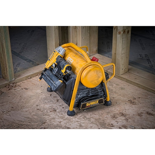 Compressor portátil Dewalt (DPC6MRC-QS) 6L 1.5HP
