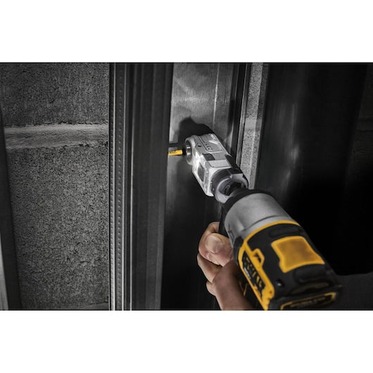 Adaptador de ângulo reto iluminado por LED Dewalt (DTLRA-QZ) EXTREME® FLEXTORQ® de 1/4"