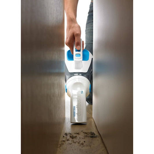 Aspirador de pó Black&Decker (DV9610N-QW) Dustbuster® de 9,6 V com ação ciclônica.