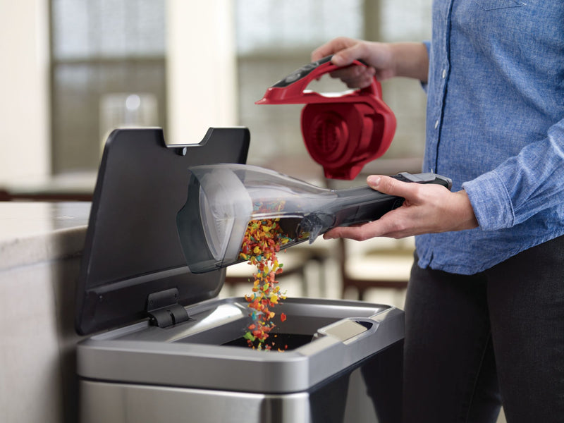 Aspirador portátil Black&amp;Decker (DVA315J-QW) GEN 9.5 com acessórios. Alimentação de 10,8 V e bateria de lítio de 1,5 Ah.