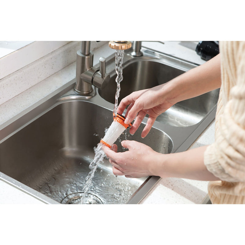 Aspirador portátil Black&amp;Decker (DVC320B21-QW) com motor sem escovas de lítio de 12V 2Ah e carregador de base.