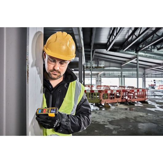 Medidor de distância a laser Dewalt (DW099S-XJ) de 30 m com Bluetooth®