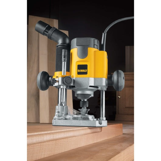 Tupia de imersão Dewalt (DW621-QS) 1100W 8mm 1/4"