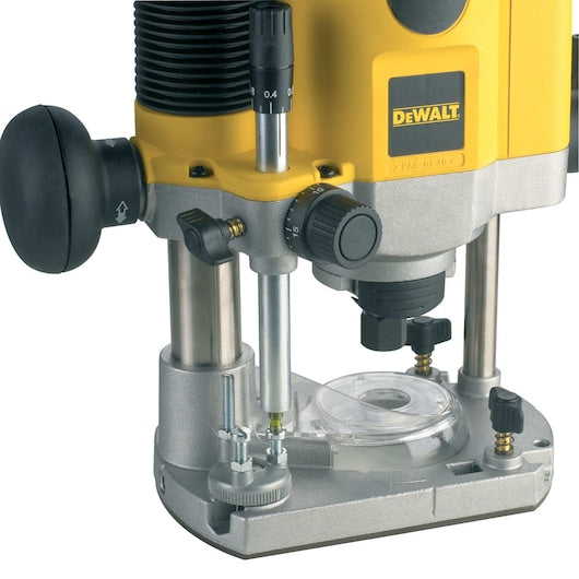 Tupia de imersão Dewalt (DW621-QS) 1100W 8mm 1/4"