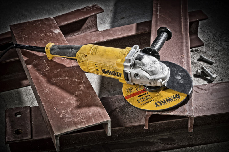 Rebarbadora Dewalt (DWE490-QS) 2000W 230mm