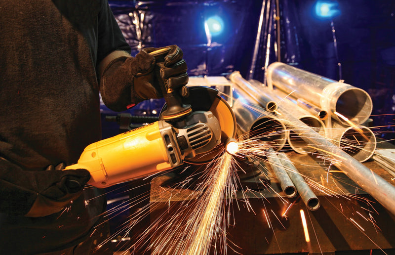 Amoladora angular Dewalt (DWE496-QS) de 2600 W y 230 mm