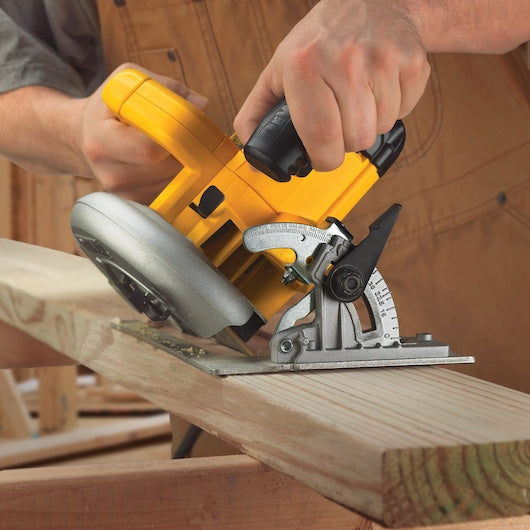 Serra circular Dewalt (DWE575K-QS) de 1600 W e 190 mm