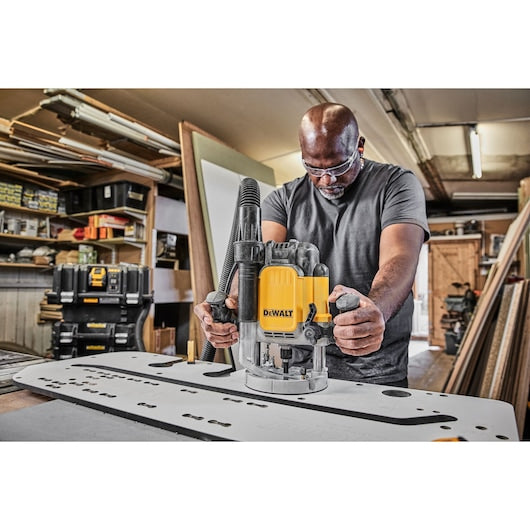 Tupia de imersão Dewalt (DWE625KT-QS) 2300W 12mm 1/2"