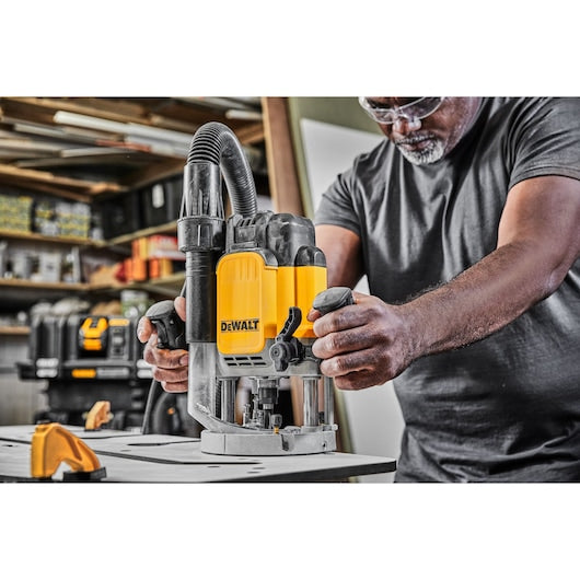 Tupia de imersão Dewalt (DWE625KT-QS) 2300W 12mm 1/2"