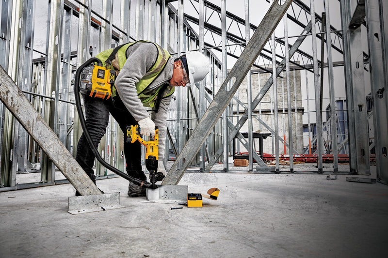 Dewalt (DWH161N-XJ) 18V XR Universal Dust Extractor (tool only)