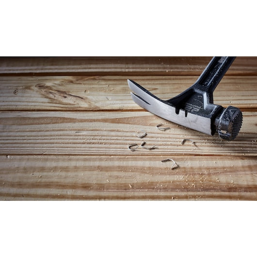 Martelo de garra fresada Dewalt (DWHT51005-0) de 624 g
