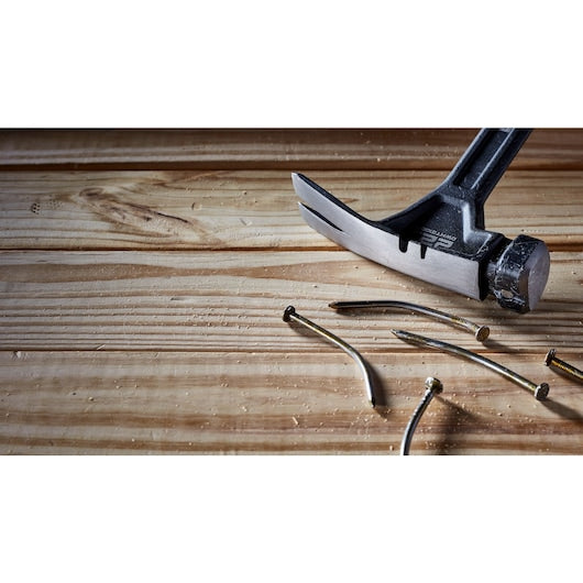 Martelo Dewalt (DWHT51006-0) Rip Claw Smooth de 624g