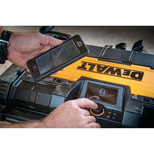 Dewalt (DWST1-75659-QW) TOUGHSYSTEM® Radio and XR Battery Charger