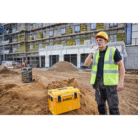 Caixa Térmica Dewalt (DWST1-81333) TOUGHSYSTEM®