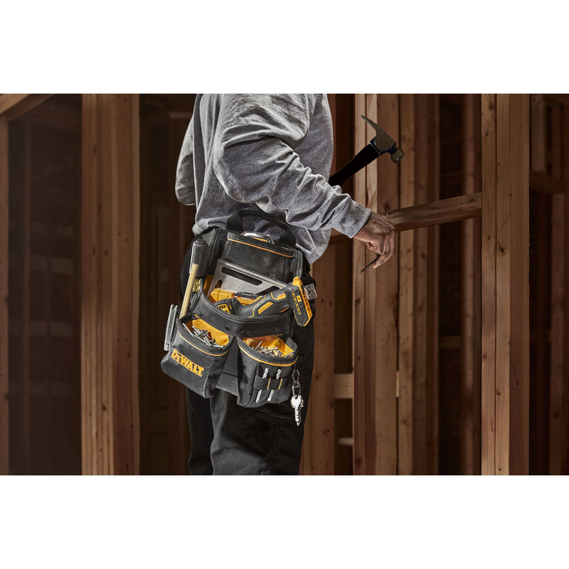 Dewalt (DWST40201-1) Pouch with Tool Belt