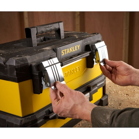Caixa de ferramentas Stanley (1-95-829) de 20 polegadas em metal galvanizado e plástico com gaveta.