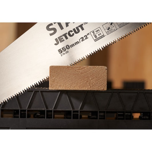 Serra manual Stanley (2-15-289) JETCUT™ de 22 polegadas (550 mm) com 7 dentes por polegada