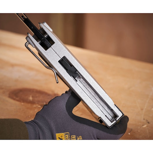 Grapadora y clavadora de aluminio de alta resistencia Stanley (6-TR350) FATMAX®