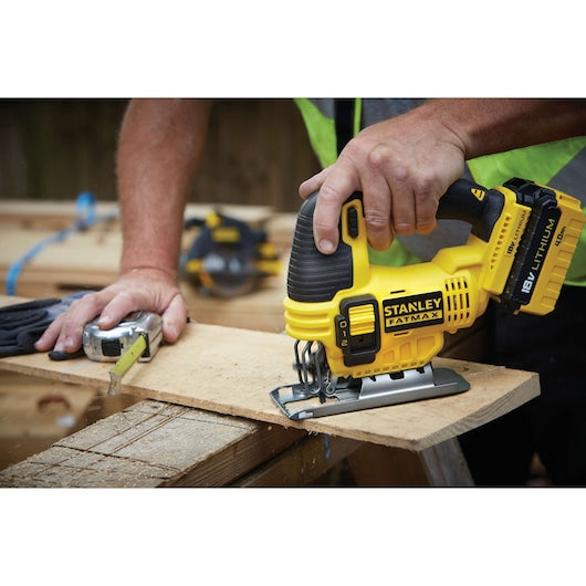 Serra tico-tico Stanley (FMC650M2-QW) FATMAX® V20 18V 4.0Ah