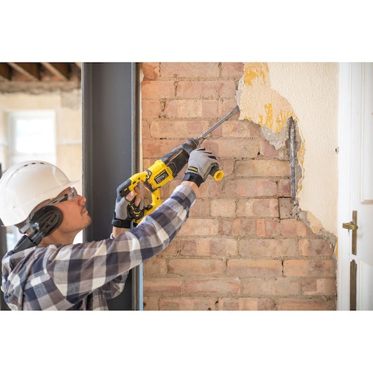 Furadeira de impacto SDS+ sem escovas Stanley (FMCD900M2S-QW) FATMAX® 18V 2 x 4,0Ah Premium