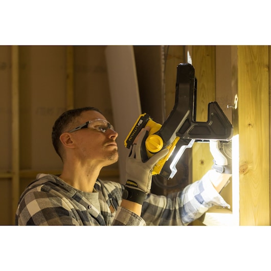 Stanley (FMCL001B-XJ) FATMAX® 18V Luminária de Área (Unidade sem Bateria)