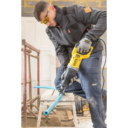 Serra sabre Stanley (FME360-QS) 900W