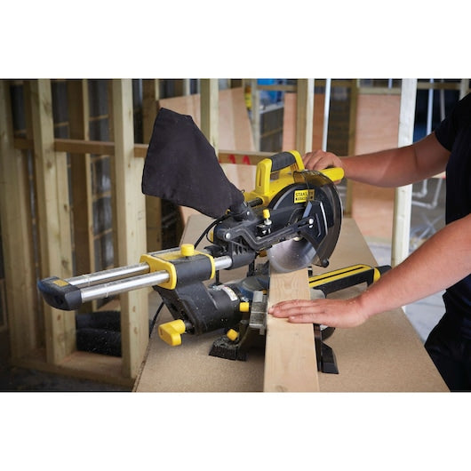 Stanley (FME721-QS) 1500W 216mm Slide Mitre Saw