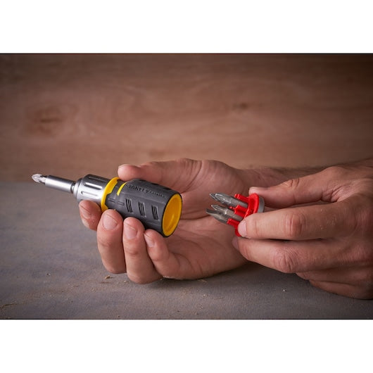 Chave de fenda curta com Roquete Stanley (FMHT0-62688) FATMAX® com 6 pontas