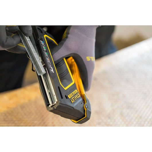 Grampeador e pregador de pregos multifuncional leve 4 em 1 Stanley (FMHT0-80550) FATMAX®