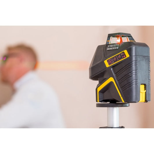 Nível a laser vertical 360° Stanley (FMHT1-77416) FATMAX® Spot Line 2 (vermelho)