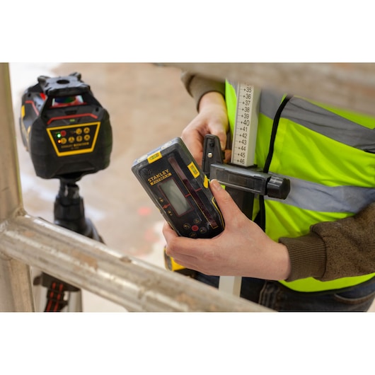 Stanley (FMHT77652-0) FATMAX® Digital Rotary Detector - Red Beam
